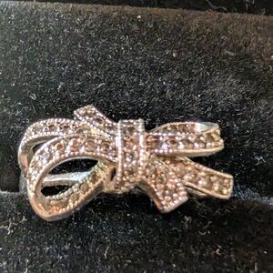 Elegant Silver Bow Ring